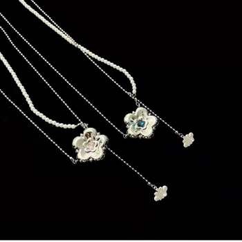 Testlánc felfújt virágmedállal és gyöngyökkel – ötvözet, koreai stílus, geometriai dizájn, gyémántos bevonat