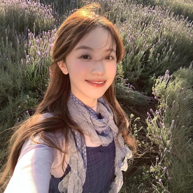 Șal lung subțire cu dantelă la margine și margine cu găuri — inspirat de Fujii Shu, model cu buline, Vara 2025, Cod produs Wzh250703, Țesătura: Alt material, Stiluri: Lungime generală, Versatil, Stil de birou