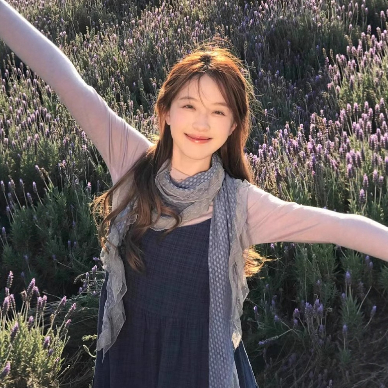 Șal lung subțire cu dantelă la margine și margine cu găuri — inspirat de Fujii Shu, model cu buline, Vara 2025, Cod produs Wzh250703, Țesătura: Alt material, Stiluri: Lungime generală, Versatil, Stil de birou