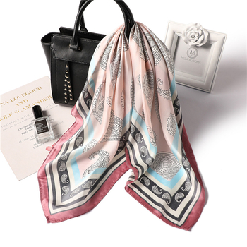 Eșarfă pătrată cu model Totem, poliester, imprimare, căldură decorativă, stil elegant social