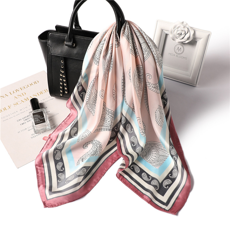 Eșarfă pătrată cu model Totem, poliester, imprimare, căldură decorativă, stil elegant social