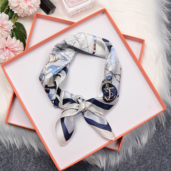 Șal mic pătrat din mătase, 100% mătase, țesătură satin, accesoriu elegant minimalist pentru femei