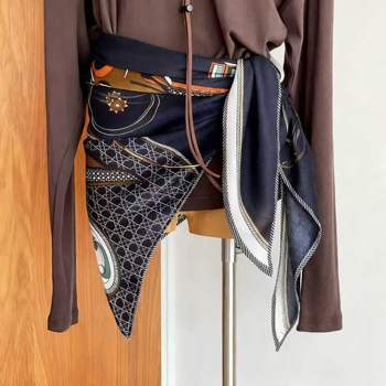 Șal triunghi feminin – 100% poliester, țesătură simplă, imprimeu, toamnă 2025, accesoriu versatil și elegant