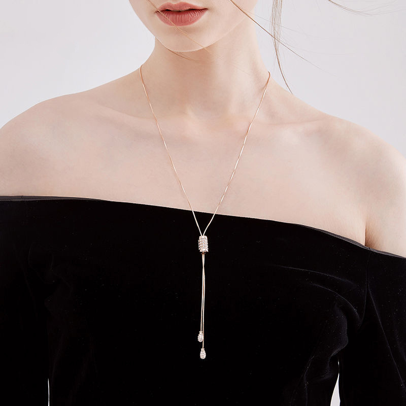 Ogrlica s geometrijskim dizajnom, lanac zmijskog tipa, legura, elektroplatina, lagani luksuz, jesen 2025, unisex