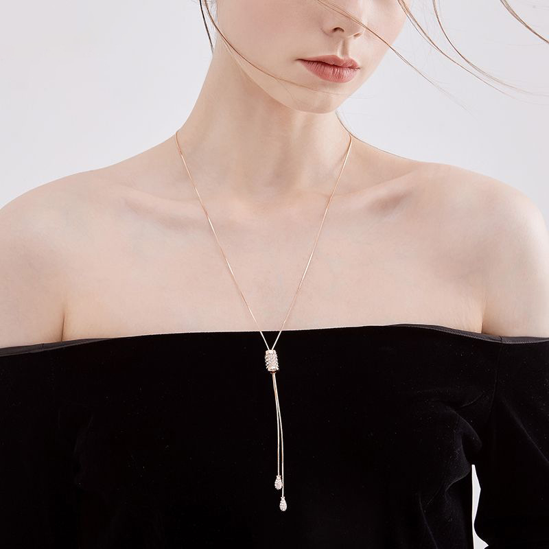 Ogrlica s geometrijskim dizajnom, lanac zmijskog tipa, legura, elektroplatina, lagani luksuz, jesen 2025, unisex