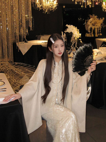 Дамско палто с китайски стил и дизайн с кристални камъни, кръгло деколте, еднобортно закопчаване, полиестерна материя