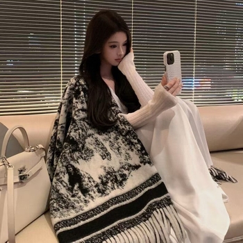 Șal din cașmir artificial, stil retro, lungime medie, model graffiti, țesătură Warp Knit, cald (Material: Cașmir artificial; Stil: Retro, Mediu; Model: Graffiti; Țesătură: Warp Knit; Funcție: Cald)