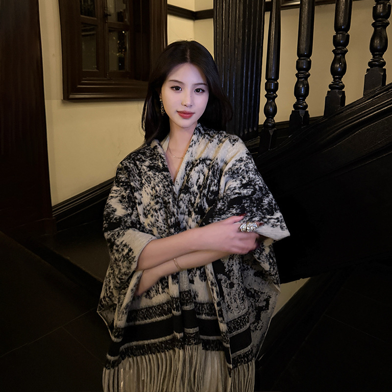 Poncho-șal cu model Vintage Ink Painting, stil coreean, imitație de cașmir, țesătură warp, tie-dye (Sezoane: Iarnă, Primăvară, Toamnă)