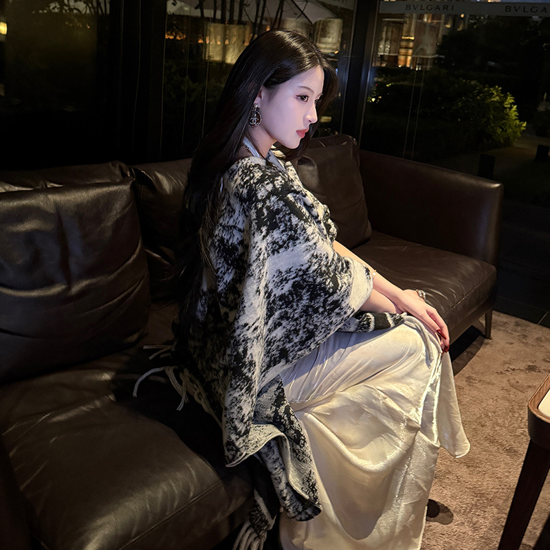 Poncho-șal cu model Vintage Ink Painting, stil coreean, imitație de cașmir, țesătură warp, tie-dye (Sezoane: Iarnă, Primăvară, Toamnă)