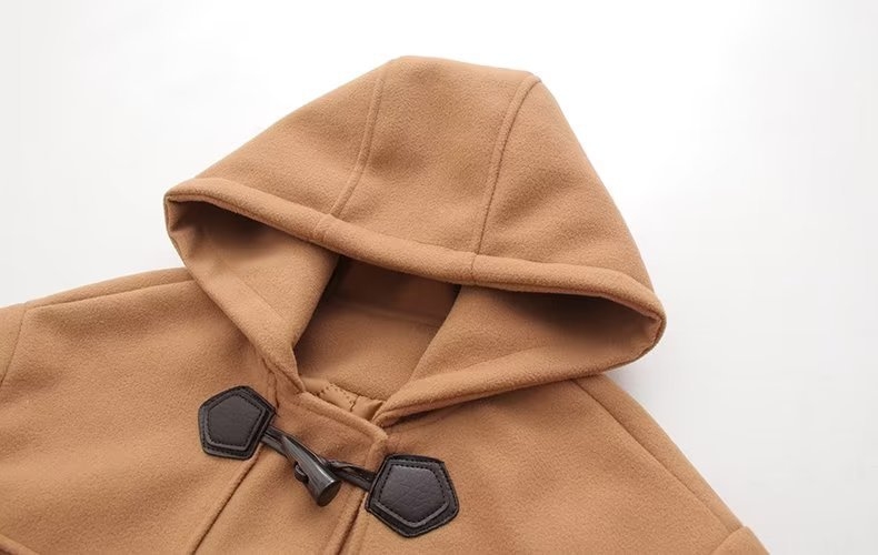 Ženski kaput od umjetne vune s kapuljom, otporan na vjetar, topao, cape stil kroj, srednja duljina 65–80 cm