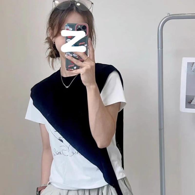 Baochen Beveled trokut šal s veznim dizajnom, korejskog inspiracije, elegantni jedinstveni uzorak, dekorativni šal; Materijal: core-spun yarn; Pletenje: ravno; Sezona: proljeće-ljeto-jesen; Funkcija: dekoracija