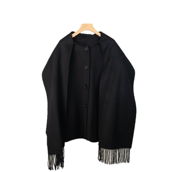 Ženski vuneni kaput — udoban slobodan kroj, ovratnik sa šalicom, srednja duljina, 95% vuna, jednostruko kopčanje na gumbe