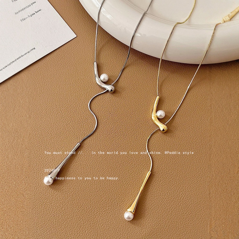 Ogrlica od titan čelika s geometrijskim dizajnom, Snake Bone lanac, privjesak titan čelik, elektroplastički završni sloj, korejski stil, ljeto 2025