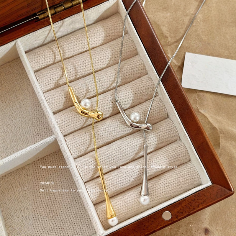 Ogrlica od titan čelika s geometrijskim dizajnom, Snake Bone lanac, privjesak titan čelik, elektroplastički završni sloj, korejski stil, ljeto 2025