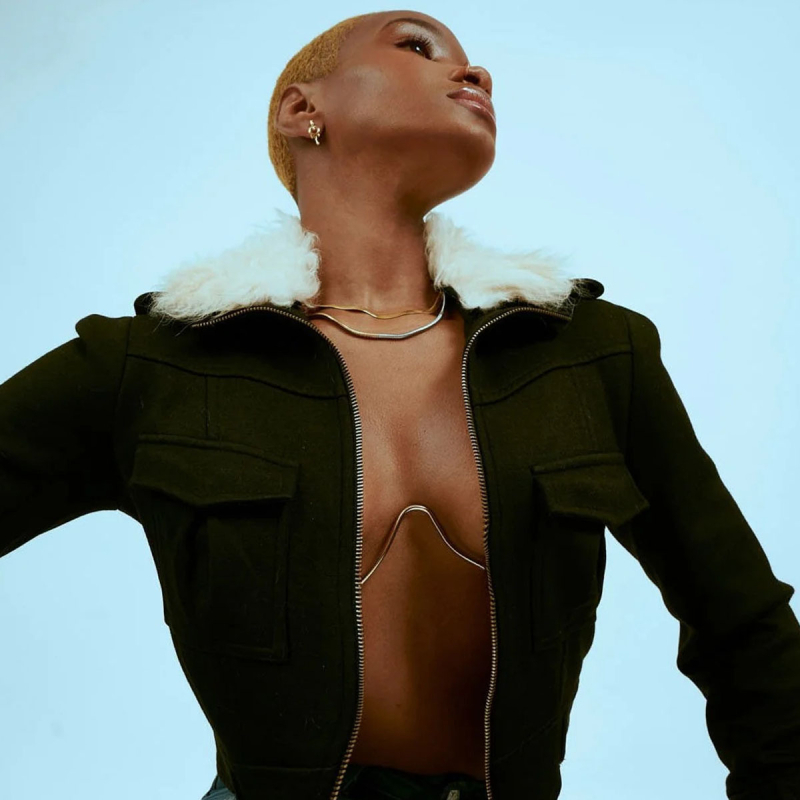 Női testlánc — ötvözet, geometriai forma, elektroplatolás (Anyag: ötvözet; Stílus: női; Forma: geometriai; Feldolgozás: Elektroplatolás)