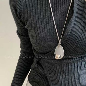 Ogrlica od legure s privjeskom od smole, regularni lanac, geometrijski oblik, unisex, Ins stil (Materijal: Legura; Privjesak: Smola; Lanac: Regularan; Oblik: Geometrijski)
