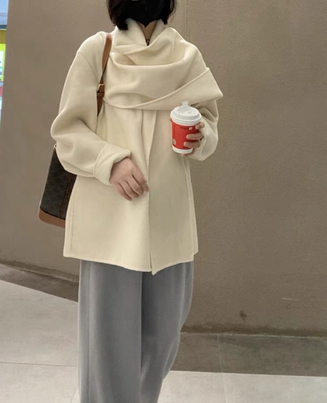 Ženski vuneni kaput – Debeli materijal, Slobodan kroj, Srednja duljina 50–65 cm, Šalni ovratnik