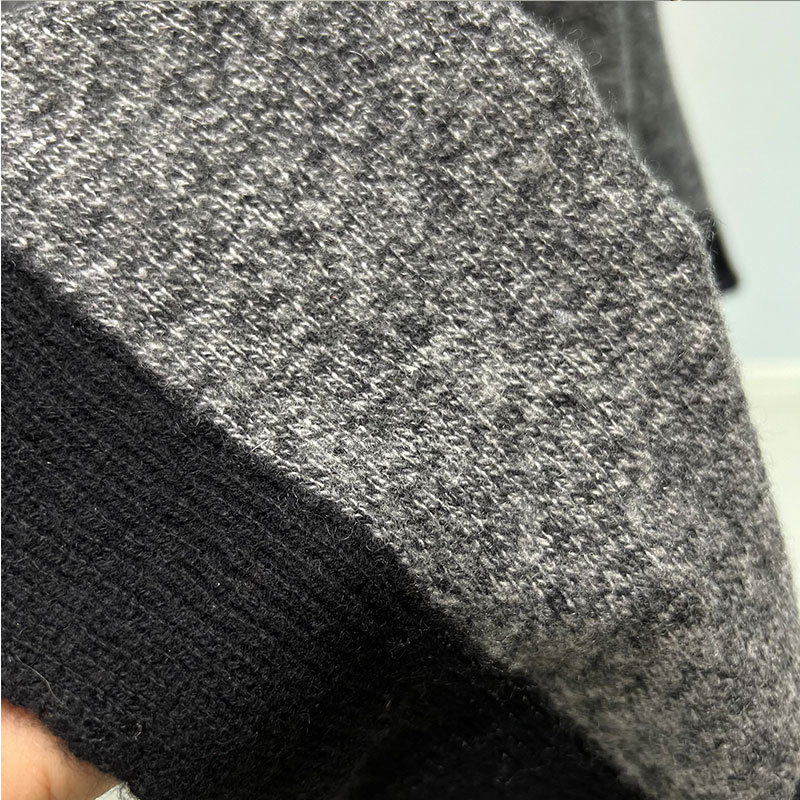 Kasmír köpeny – rácsos minta, tie-dye felületkezelés, több mint 96% kasmírszál, melegen tart