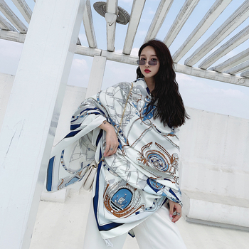 Летен лек шал от памук и лен, твил тъкан, стил Пучанг, сезон лято, главна материя: памук