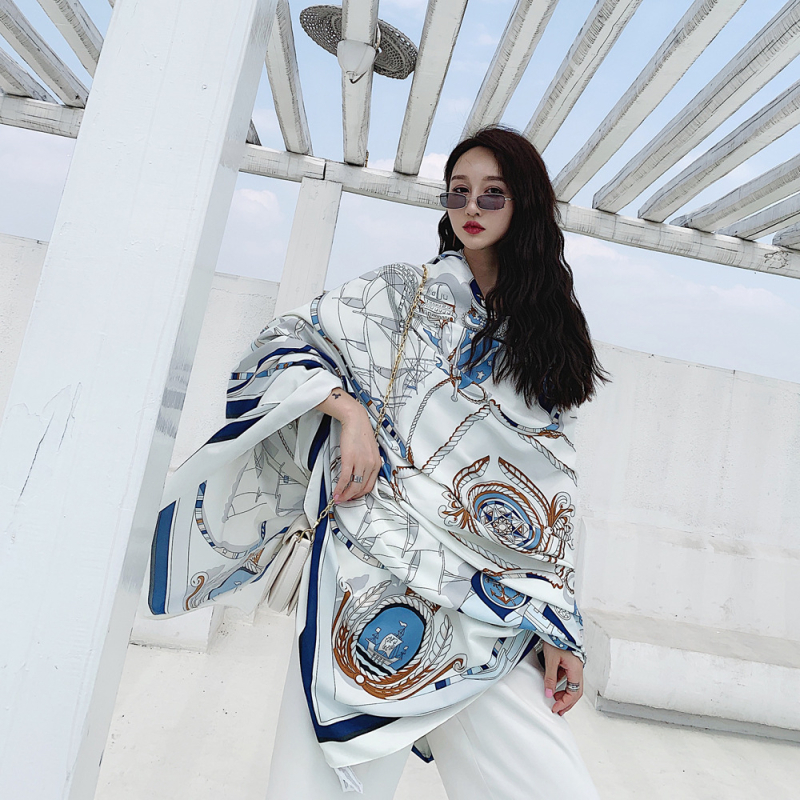 Летен лек шал от памук и лен, твил тъкан, стил Пучанг, сезон лято, главна материя: памук