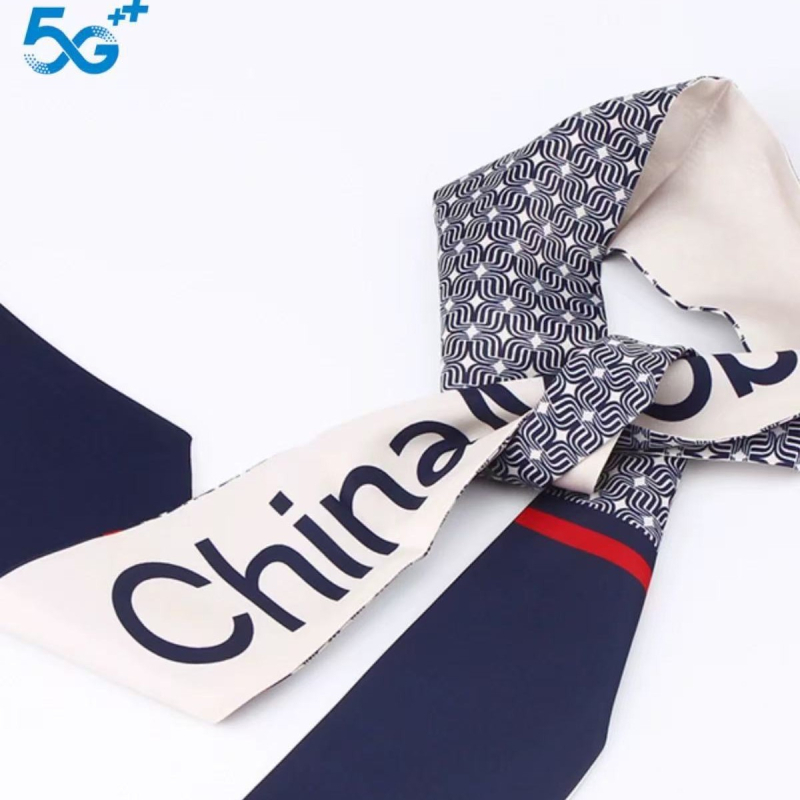 Ženski šal od poliestera sa satenskom tkaninom - 100% poliester, satenska tkanina, izuzetno dugačak, otisak, proljeće 2025