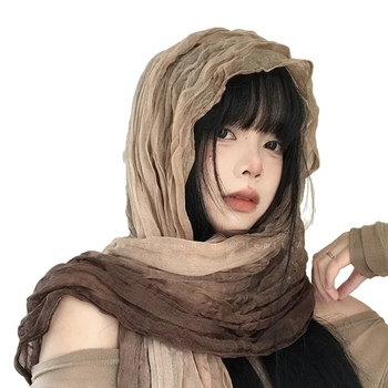 Boemski šal – mješoviti materijal, gradijentni efekt, jesen, zimsko izdanje 2025