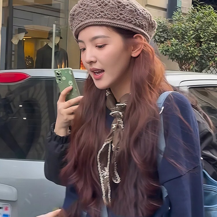 Maillard-stílusú hímzett selyemsál-fejpánt virágmotívummal (A2000-3), testreszabás elérhető