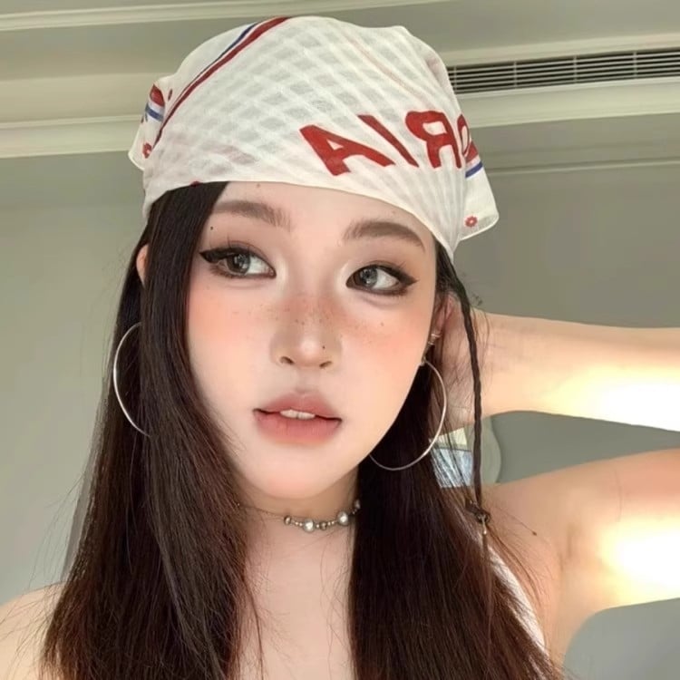 Fejkendő-turbán, négyzet alakú selyemsál, utcai/hip-hop/niche/instílus, tavasz