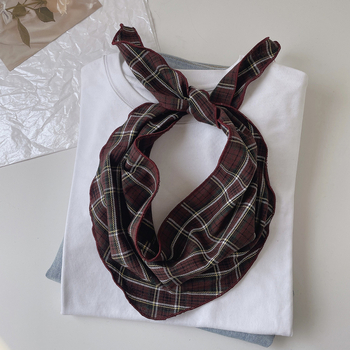 Háromszög alakú pamut sál kockás mintával – sima szövésű, 100% pamut, nyomtatott anyag, vintage művészi dizájn, pasztorál és édes stílus