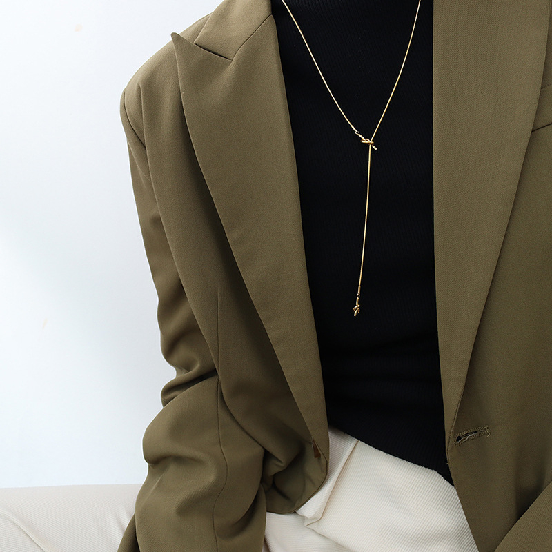 Ilga kaklarota ar džempera ķēdi, ģeometrisks dizains, čūskveidīgā ķēde, ar kulonu, titāna tērauds