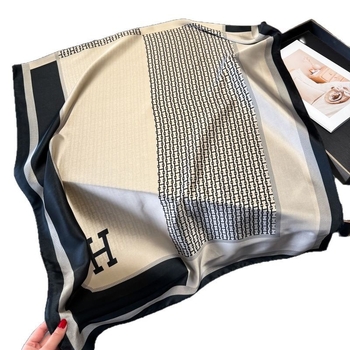 Női mesterséges selyemsál – nyár, sík szövés, nyomtatás, Hangzhou eredetű