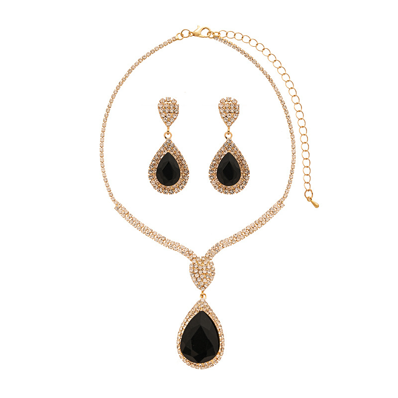 Dvostruki retro set nakita: naušnice s ovalnom kapljom i ogrlica, bakar, privjesak od rhinestones, lanac klavikule, težina 0,0208 kg
