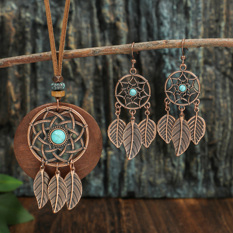 Σετ κοσμημάτων: σκουλαρίκια και κολιέ με θέμα dream catcher, μποέμ στυλ, με μοτίβο ιστού αράχνης; υλικά: ψευδάργυρος κράμα; υλικό κρεμαστού: κράμα; τύπος αλυσίδας: κανονική αλυσίδα; φινίρισμα: ηλεκτροπλατίωση