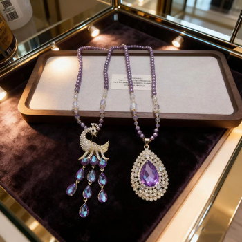 Pulovera ķēde, garš kaklarota ar pilienveida piekariņu, stikls un lazurīts, lodīšu ķēde, sieviešu vintage stils