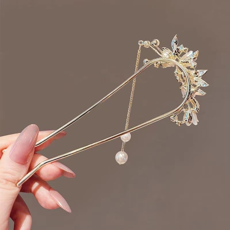 Sponka do vlasov zliatiny, tvaru U, s ozdobnými strapcami a kvetinovým motívom – starobylý štýl, prispôsobiteľné spracovanie, individuálne balené