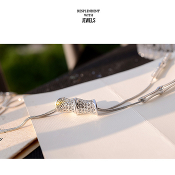 Sieviešu džempera ķēde ar bambusa pūkām, kaklarota, čūskas kaula ķēde, daudzslāņaina ar kulonu, kulona materiāls sakaļķe, mozaīkas akmeņi