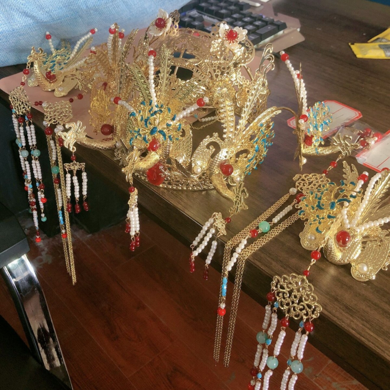 Fejdísz – palotai stílusú fémből készült menyasszonyi hajkorona, esküvőre, nyár 2023, önálló csomagolás