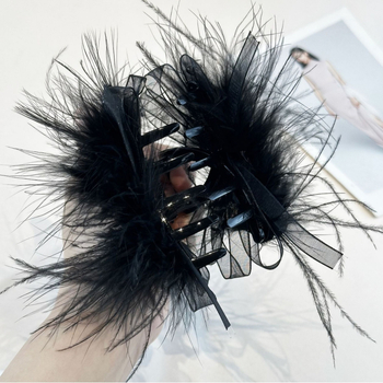 Geometriai alakú tollmintás hajcsat, akrilból, elektroplakált felülettel