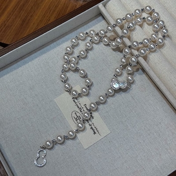 Colier cu perle artificiale, pandantiv din mother-of-pearl, închizătoare în formă de dovleac, lanț lung cu perle, 61-70 cm, electroplacare