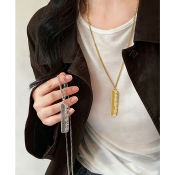 Colier din oțel titan cu pandantiv din aliaj de zinc, lungime 61–70 cm, greutate 13 g, placare electrolitică, stil lux discret