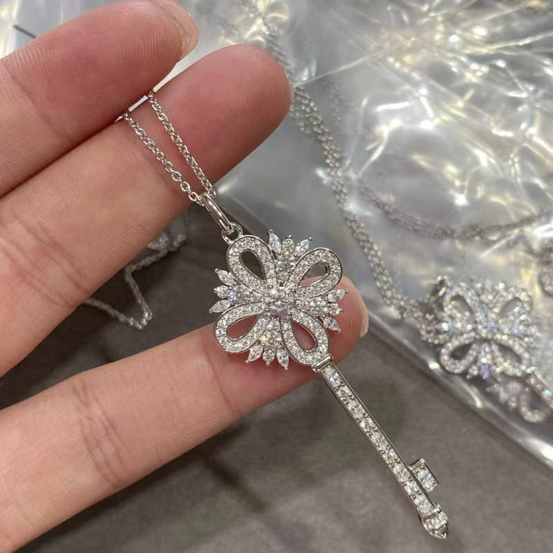 Ogrlica s geometrijskim privjeskom snježna pahulja i suncokreta, srebro 925, lanac tipa O