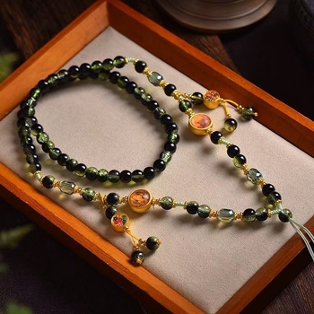 Colier cu mărgele de sticlă și lazurit, pandantiv Thangka, șir din sfoară tricotat manual, design original, brand Xuan shengyu, Primăvara 2025