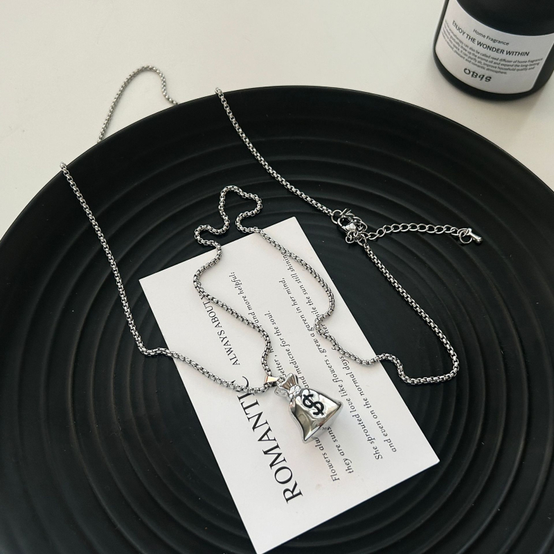 Ogrlica s trodimenzionalnim privjeskom novčane vrećice, lanac od titan čelika i bakrene legure, duljina 51–60 cm, elektroplakirani, unisex