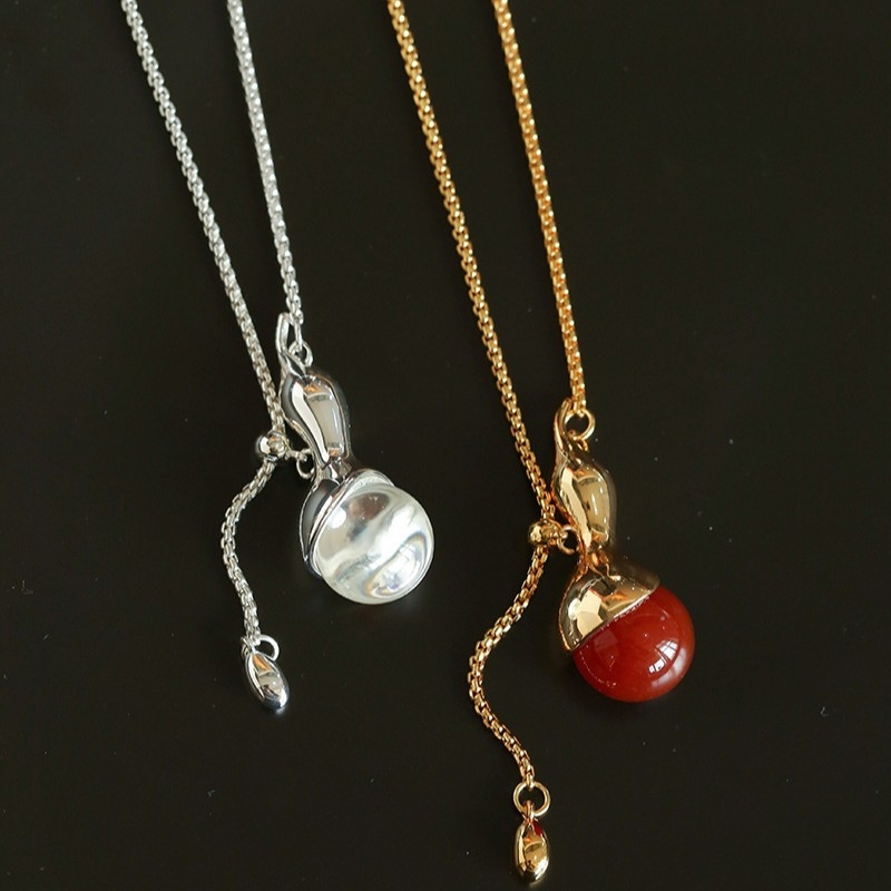 Ogrlica s agatnim privjeskom, bakreni kristali, O-lanac, geometrijski dizajn, elektroplakiranje