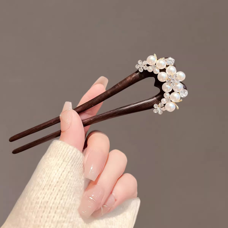 Ébenfa hajtű, U-alakú, motívum gyöngyökkel és búzaszemekkel, nőknek — fejfedő az ókori stílusban, testre szabható