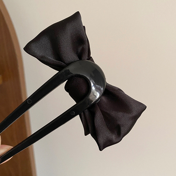 U-alakú hajtű masnival, textil anyag, egyszerű női hajkiegészítő, nyár 2024