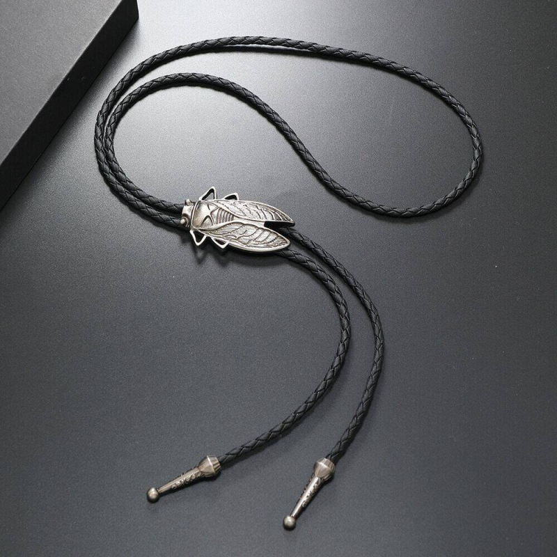 Ogrlica s privjeskom cikade, retro stil, privjesak od legure, elektroplatirani završetak, obična lančić