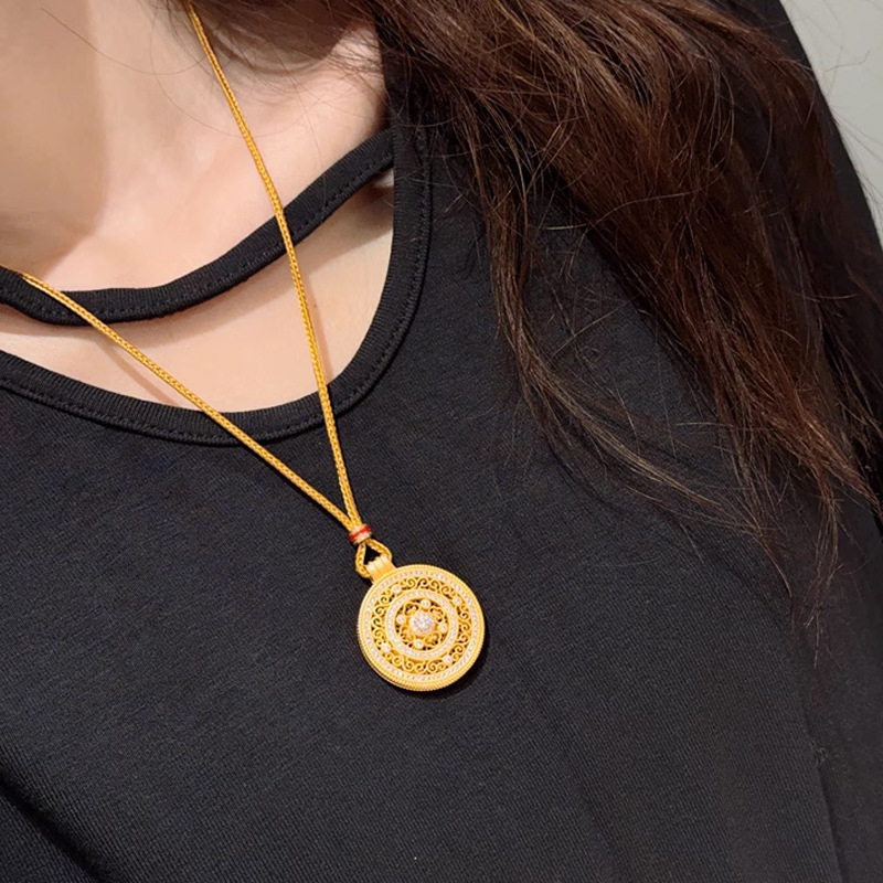 Colier Yuqi din cupru cu pandantiv cu pietre montate în montură mixtă, formă romb/picătură, geometric, lanț normal