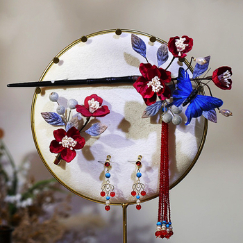 Menyasszonyi hajdísz kristályos virágmotívummal, ősi stílus (Anyag: Kristály; Személyre szabás: Igen; Csomagolás: Egyenként csomagolva)