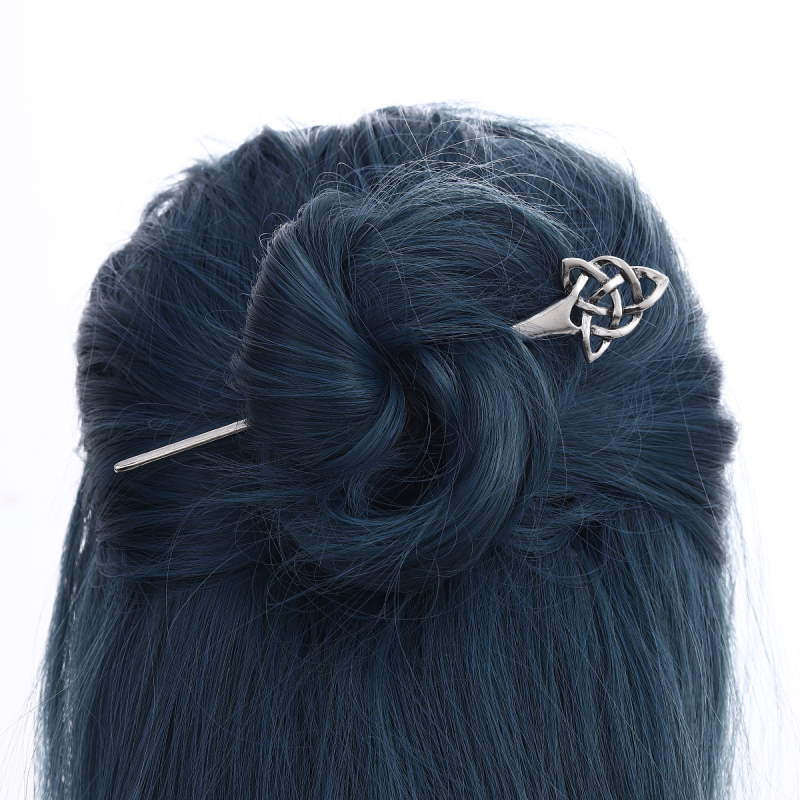 Hajcsipesz Kelta csomó, ötvözött, elektroplattázott, uniszex